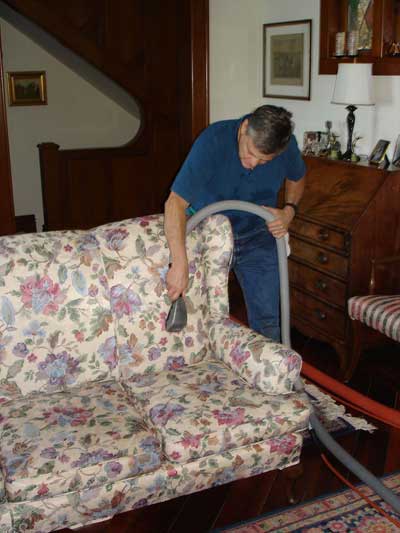 Чистка ковров на дому , химчистка мягкой мебели